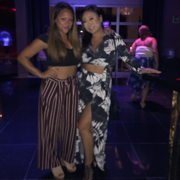 Dress - Picture 2 of 4